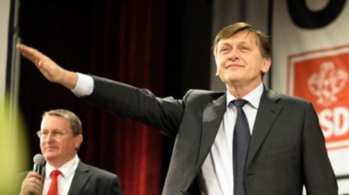 Antonescu: Decizia privind organizarea referendumului pentru revizuirea Constituţiei va fi luată în cadrul USL